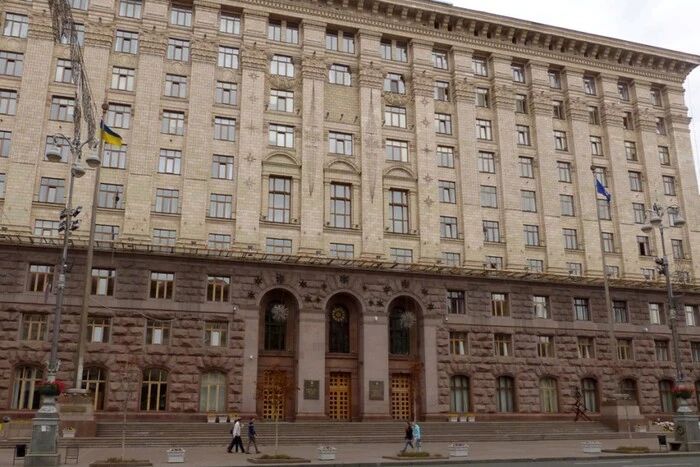 На хабарі викрито головного інспектора земельного департаменту КМДА – Ткаченко