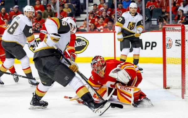 НХЛ: Чикаго здолав Оттаву, Вегас не втримав перемогу НХЛ: Чикаго здолав Оттаву, Вегас не втримав перемогу