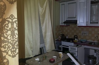 Внаслідок ворожої атаки у Броварах загорівся готельно-ресторанний комплекс