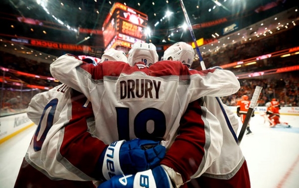 НХЛ: Тампа і Колорадо перемогли суперників НХЛ: Тампа і Колорадо перемогли суперників