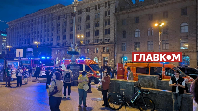 На станції метро «Хрещатик» людина потрапила під поїзд