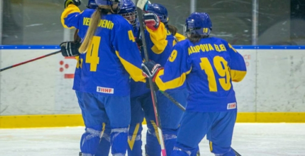 Жіноча збірна України з хокею оголосила склад на тренувальний збір перед ЧС-2025