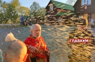 Українці святять великодні кошики: фоторепортаж з Києва