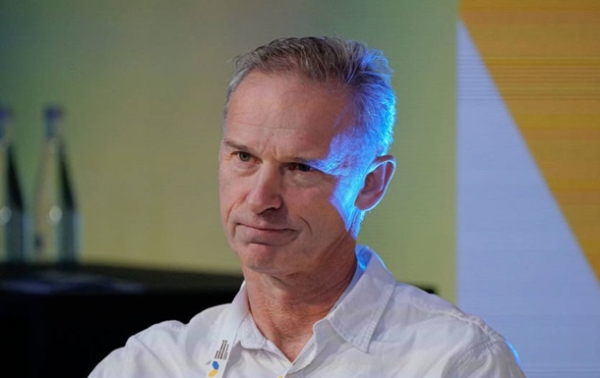 Легендарний хокеїст розкритикував НХЛ за толерантність до росіян Легендарний хокеїст розкритикував НХЛ за толерантність до росіян