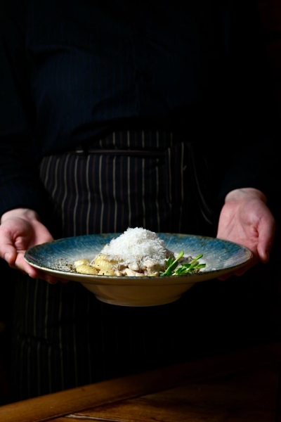 Дворик італійської родини: новий ресторан SAPORI у серці Івано-Франківська (ФОТО)