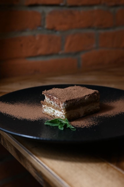 Дворик італійської родини: новий ресторан SAPORI у серці Івано-Франківська (ФОТО)