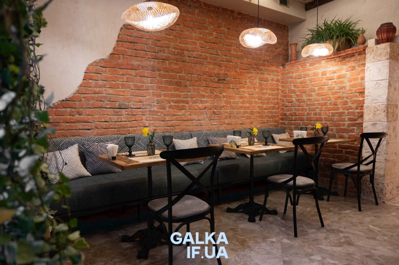 Дворик італійської родини: новий ресторан SAPORI у серці Івано-Франківська (ФОТО)
