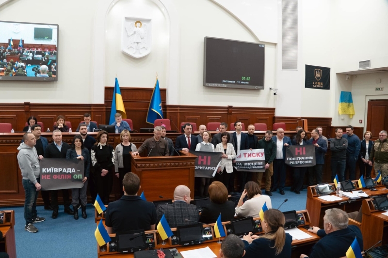 Переворот у столиці. Кличко завдає удар у відповідь
