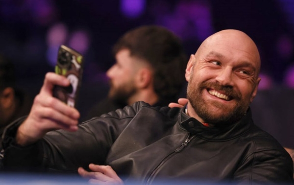 Менеджер Ф'юрі поділився планами Тайсона на майбутнє Менеджер Ф'юрі поділився планами Тайсона на майбутнє