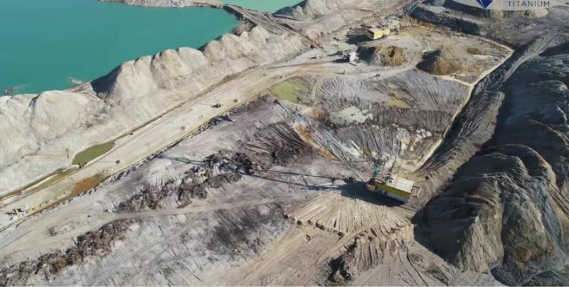 Україна та США можуть підписати угоду про надра цього тижня – FT