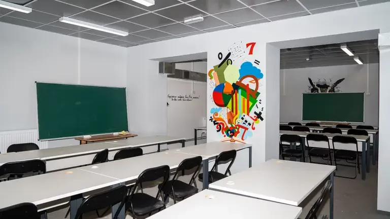 МОН перегляне наказ про закриття прифронтових шкіл