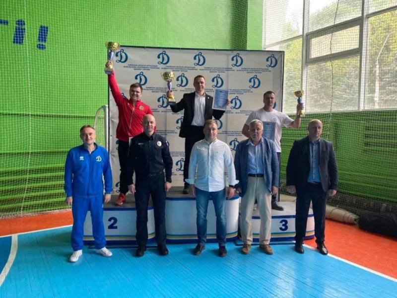 Команда Полтавської обласної організації ФСТ «Динамо» виборола перше місце на чемпіонаті з гирьового спорту