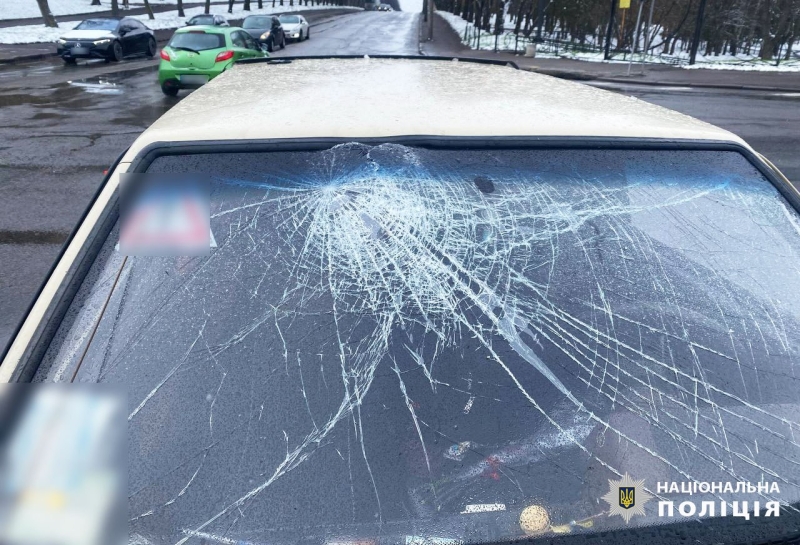 Легковик у Рівному врізався в швидку, яка везла однорічну дитину (ФОТО)