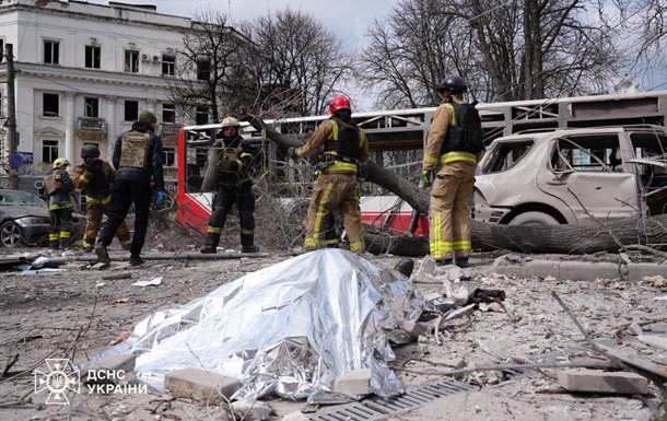 Масові жертви у Сумах спричинив другий удар російської ракети