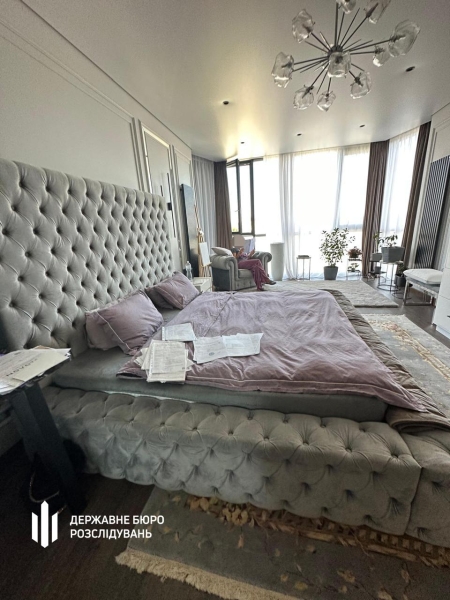 Mercedes&nbsp;і три квартири: у померлого екскерівника Держекоінспекції Карпатського округу хочуть конфіскувати майно