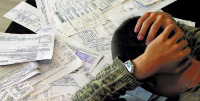 Мешканці Рівненщини боргують значні суми за «світло», воду та тепло