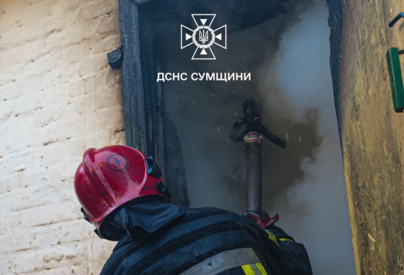 На Сумщині рятувальники тричі ліквідовували загоряння в житлових будинках