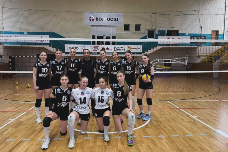 “П’ять днів на майданчику вирували неймовірні емоції”: прикарпатські волейболістки – чемпіонки України серед юніорів (ФОТО)