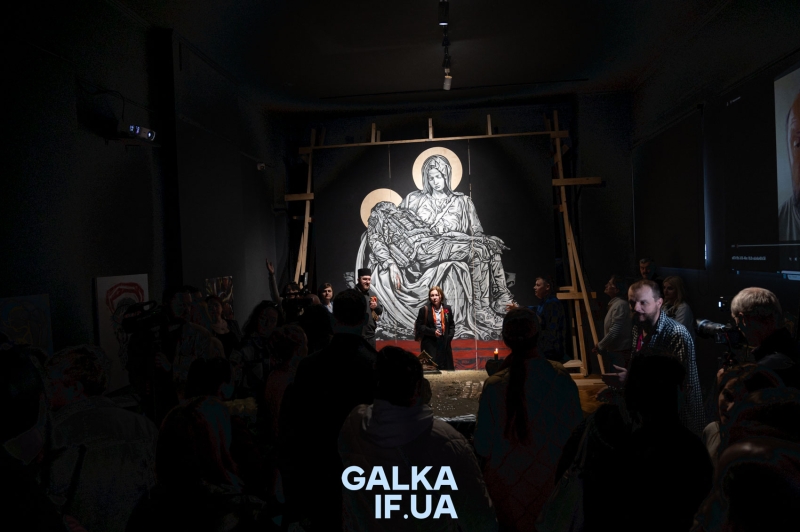 Прийти, побачити, помовчати і згадати: у Франківську презентували монументальну композицію “П’ЄТА” (ФОТО)