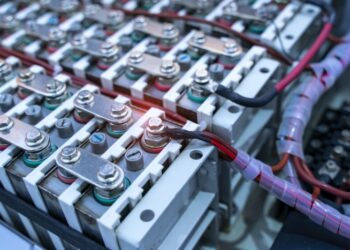 Просто хайп? Твердотілі літій-металеві батареї розчарували дослідників