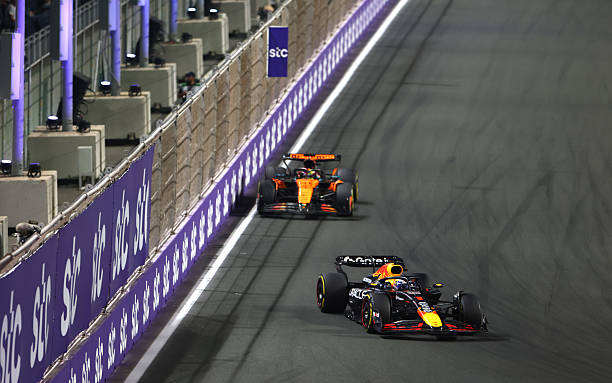 Що вирішило перемогу Піастрі, чому Хемілтон провалився, а Ред Булл покарали