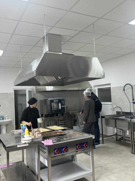 У Косівському ліцеї оновили харчоблок на 1,3 мільйона гривень (ФОТО)