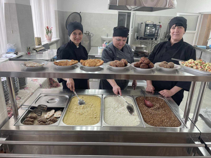 У Косівському ліцеї оновили харчоблок на 1,3 мільйона гривень (ФОТО)