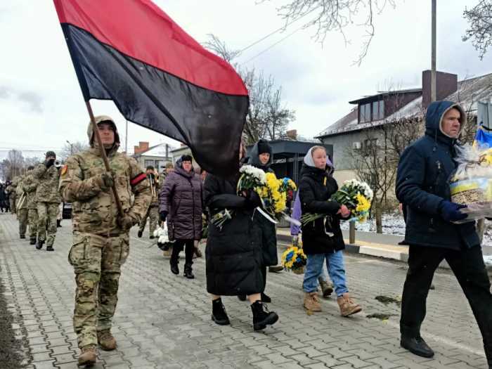 У Підгайцях попрощалися із захисником Олександром Трельо