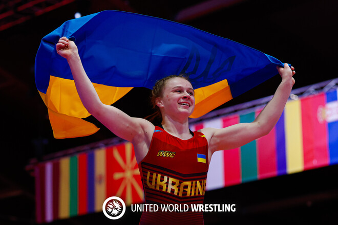 Українські борчині здобули на ЧЄ 4 «золота» і командну першість