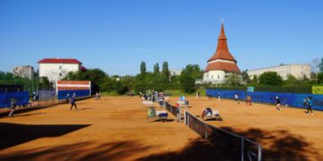 В Ужгороді сьогодні стартував UTF (Ukrainian Tennis Federation) CUP – тенісний турнір міжнародного рівня ФОТО
