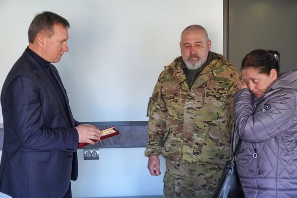 Високі державні нагороди вручили в Ужгороді рідним полеглих Героїв