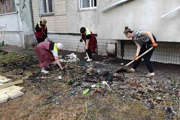 Влада показала наслідки нічної атаки на Київ