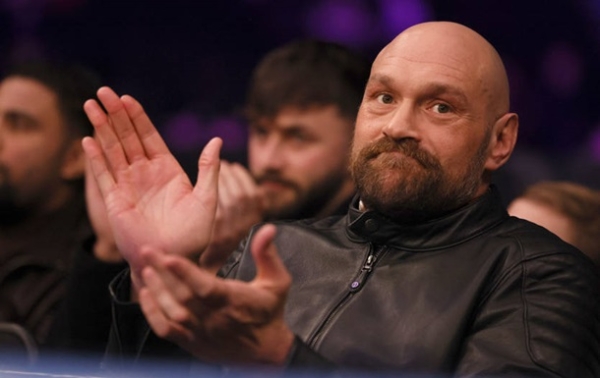 Менеджер Ф’юрі: Тайсон підготується до третього бою з Усиком Менеджер Ф’юрі: Тайсон підготується до третього бою з Усиком