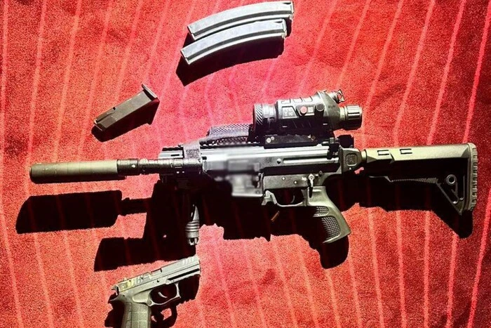 В одному з готелів Києва сталася стрілянина, зловмисника затримано (фото)