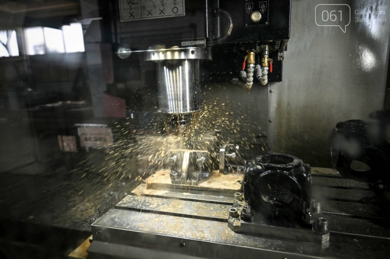 &laquo;Порізати цехи на метал, не піднялись руки&raquo;: Як релоковане підприємство з Оріхова відновлює потужності у Запоріжжі