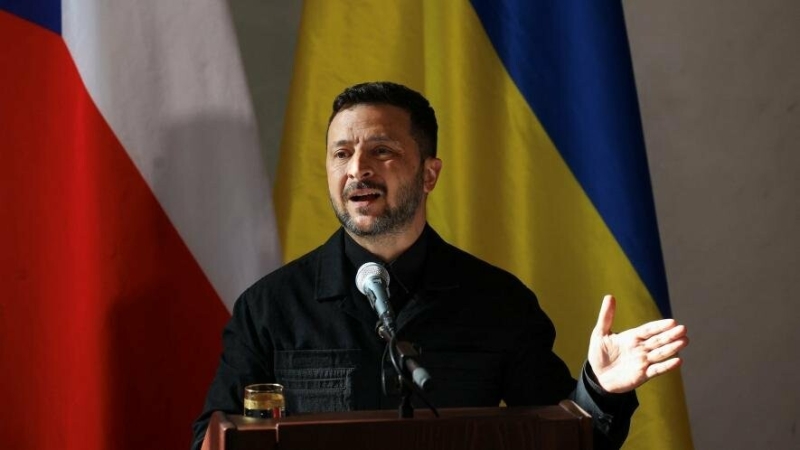 Як змінилася довіра українців до Зеленського: дані останнього опитування