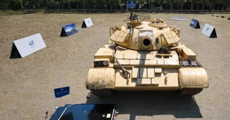 Батарея Geely Aegis Gold Brick витримала випробування 36-тонним танком