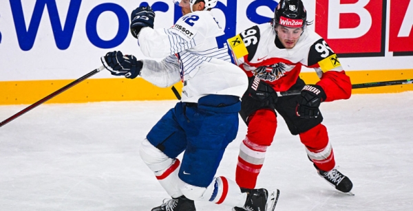 Австрія впевнено обіграла Францію, Данія завдала розгромної поразки Угорщині на ЧС-2025 з хокею Австрія впевнено обіграла Францію, Данія завдала розгромної поразки Угорщині на ЧС-2025 з хокею