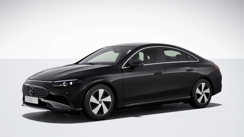 Базовий Mercedes CLA залишився без екрана для пасажира та інших опцій