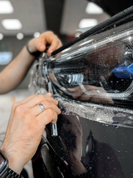 Тренди в авто-плівках 2025 року: Що нового в технології?