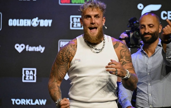 Промоутер Джейка Пола прокоментував ймовірність проведення бою з Усиком