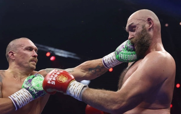 За промо реваншу Усика і Ф’юрі шеф спорту Саудівської Аравії отримав премію За промо реваншу Усика і Ф’юрі шеф спорту Саудівської Аравії отримав премію