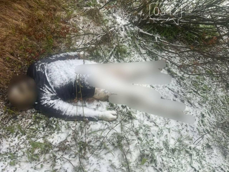 Трагедія в горах: на Прикарпатті знайшли тіло львів&rsquo;янина, який намагався перетнути кордон (ФОТО 18+)