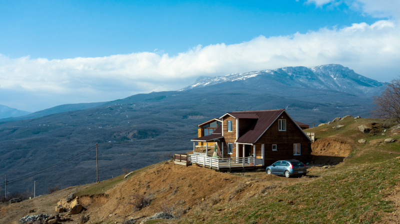 Правозахисник розповів, навіщо Росія «націоналізує» майно у Криму