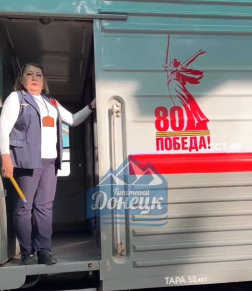 9 травня у Донецьку, Маріуполі, Макіївці та на Саур-Могилі: Памu0027ять на службі пропаганди