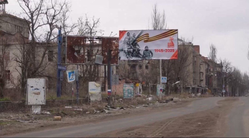 9 травня у Донецьку, Маріуполі, Макіївці та на Саур-Могилі: Памu0027ять на службі пропаганди