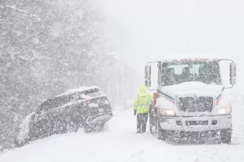 "Шалений сніг та дощ ввірвуться в області України, жахлива негода та гроза накриє авто": фахівці налякані прогнозом