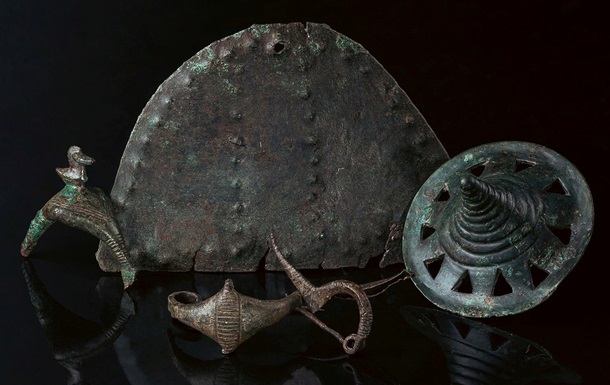 На угорському вулкані виявлено сотні металевих артефактів бронзової доби