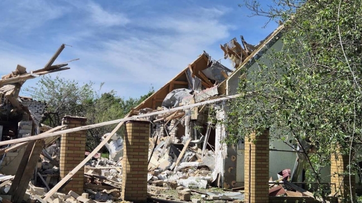 Армія РФ вдарила по житловому будинку в Куп&rsquo;янську: загинули дві жінки, є поранені