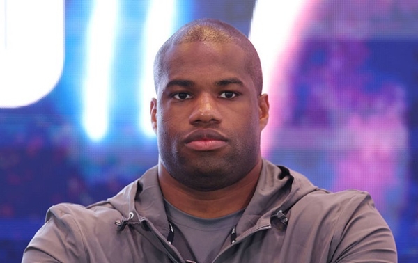 Дюбуа висловив повагу до Усика: Він герой для свого народу Дюбуа висловив повагу до Усика: Він герой для свого народу